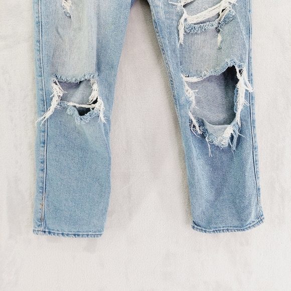 Hollister Ultra High-Rise Vintage Straight Jeans Distressed Light Wash P7117 - Picture 2 of 10